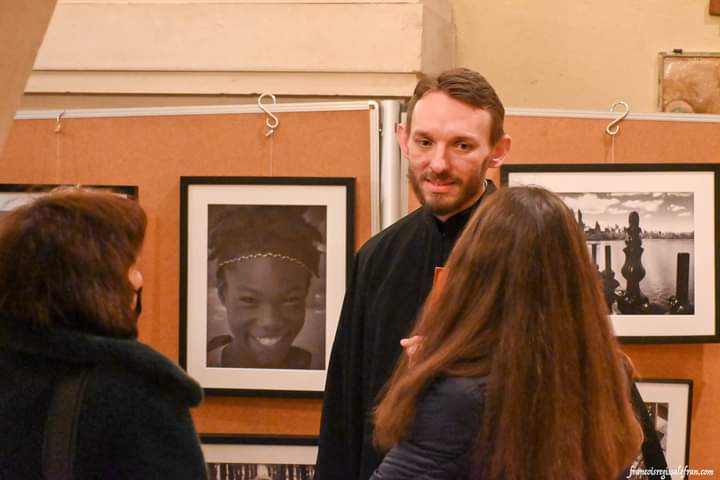 Remerciement:
Maciej Leszczynski; peintre d'icônes, chantre et théologien.
pour ces magnifiques Icônes et sa participation et éclairage durant la table ronde rencontre et témoignages.
#festivaldubeau