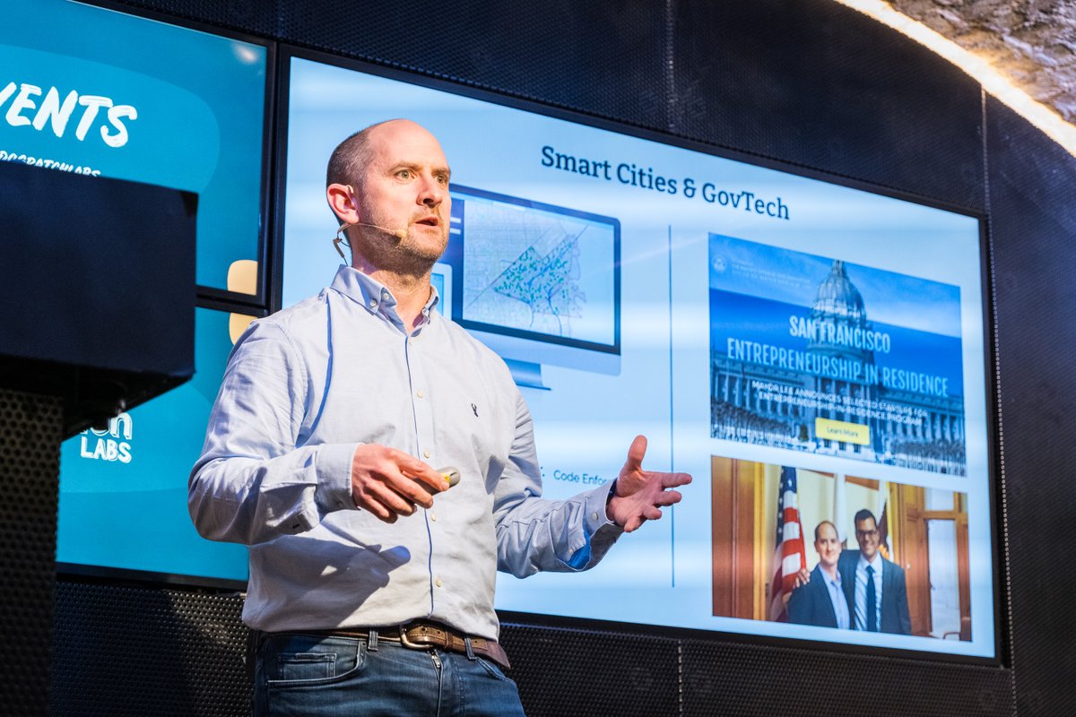 dogpatchlabs's tweet photo. Our first in-person event of the year 🙌 Great to host @tcddublin’s student hackathon focused on #smartcities with 50 young entrepreneurs.

Our COO &amp; Smart Cities Lead and Head of Ecosystem Dev. joined the weekend to share insights on entrepreneurship &amp; support teams' projects. https://t.co/25vjOdEwTC