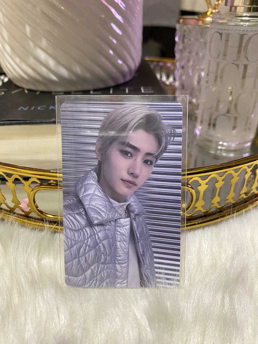 jeonsbayong's tweet photo. π¬π κ°#jeonsmails ΧΦ΄ κ±
look who arrived a while agooo!! thank you so much for packing the pc well and for the cute stickers π€ @0406buys will take care of hoon for suree!! <3
#mailfromky https://t.co/FNne2Zjqap