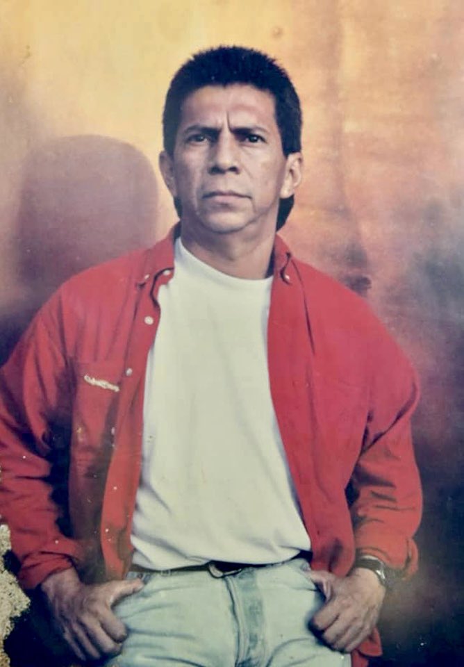 Normadedios's tweet photo. FONTANELLY…
Este 6 de febrero se cumplieron 23 años del deceso del gran pintor y dibujante tabasqueño Fontanelly Vázquez Alejandro (1952-1999). Maestro de artes plásticas, docente universitario y luchador social. Destaca en su obra, el retrato de personajes. El buen #Fonta. https://t.co/0er1TtTrTS