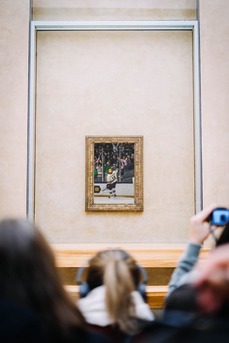 ʜᴀɴɢ ɪᴛ ɪɴ ᴛʜᴇ ʟᴏᴜᴠʀᴇ