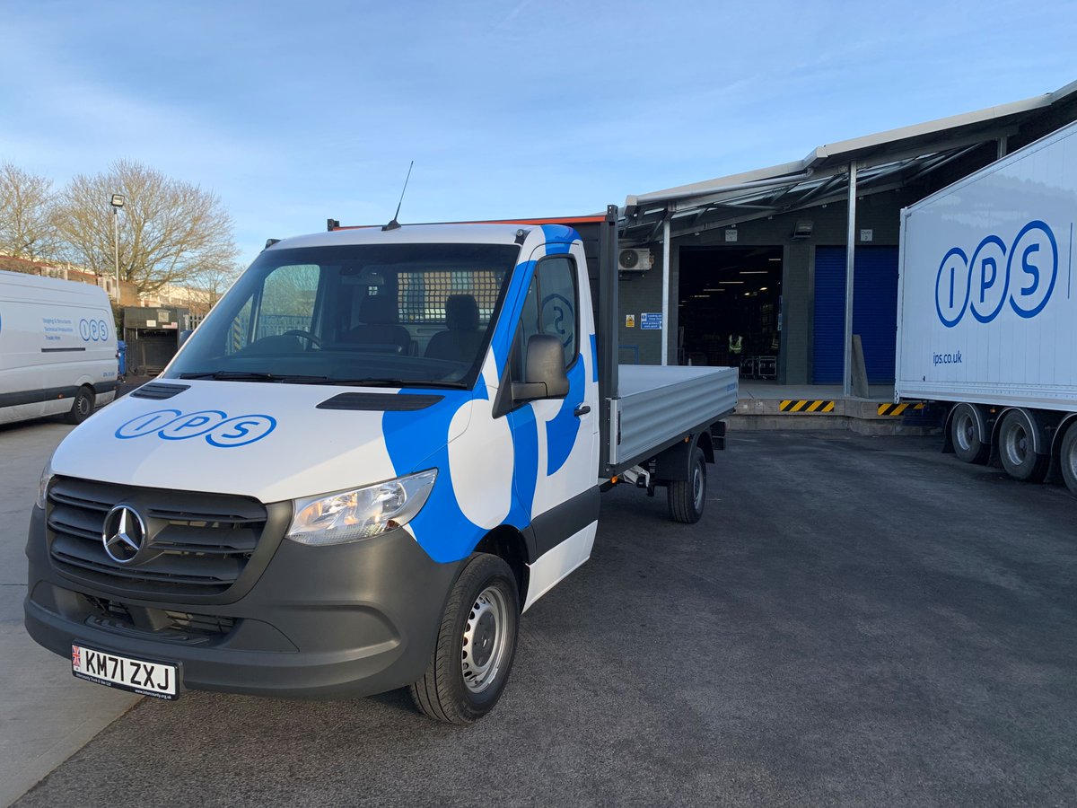 ips_impact's tweet photo. New wheels: smart Dropside van now added to the IPS fleet, complete with towbar. Perfect for getting everything to and around site.
#onsite #deliveryoptions #dropside #tradehire https://t.co/tsQkuKb4Ut