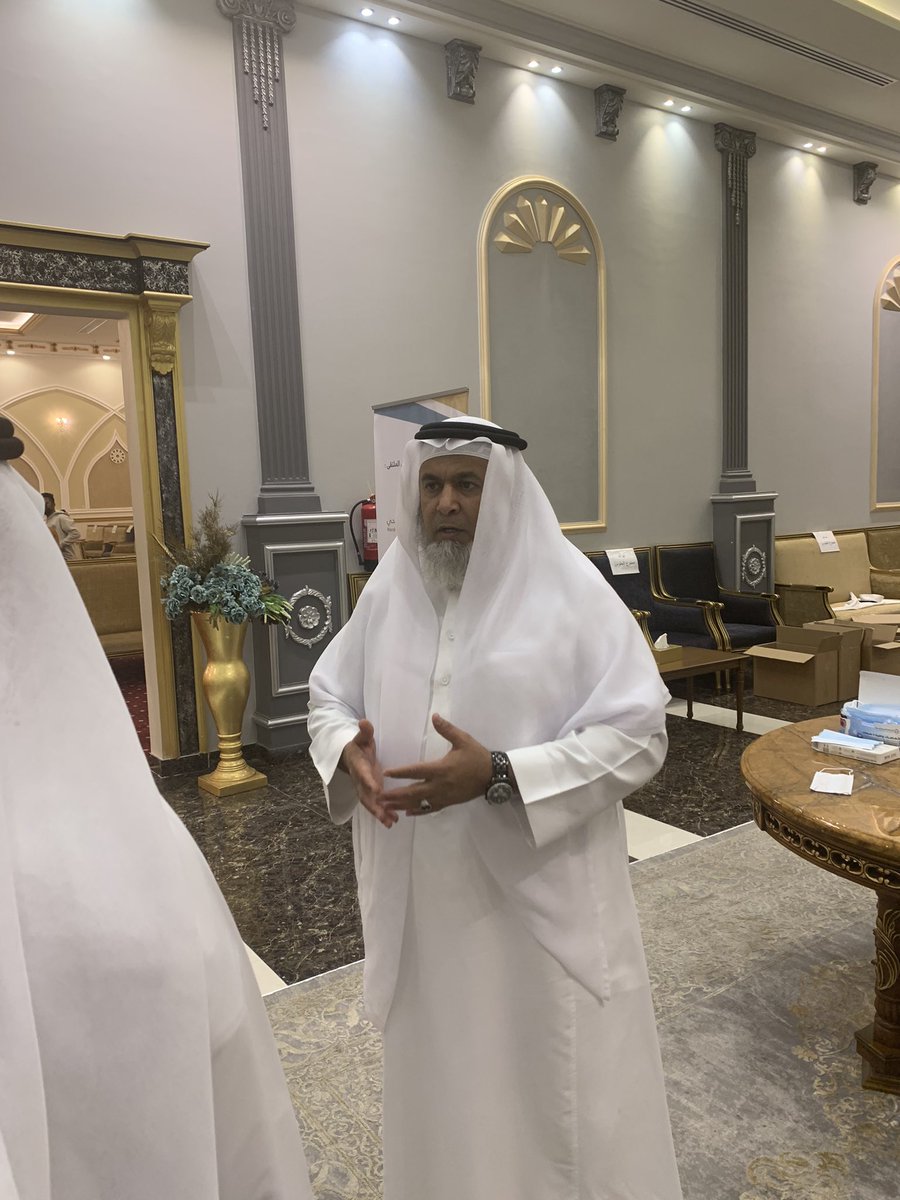 abdulgader08's tweet photo. الشيخ فيصل اللبدي نائب رئيس مجلس ادارة جمعية البر بخليص @brkhulais  ورئيس مجلس ادارة جمعية مشارق @mashariq_ber 
رمز العمل الخيري بالمحافظه بذل جهودًا كبيره  لعدة ايام  لتنظيم ملتقى المانحين فجزاه الله خير الجزاء https://t.co/bYb5XonyP1