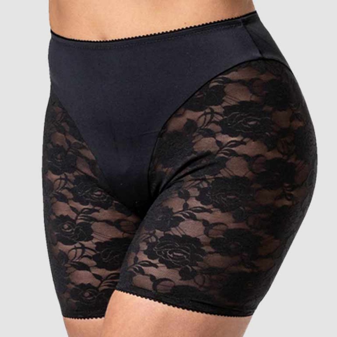 BandelettesNY's tweet photo. The Bandelettes Black Allure Panty Shorts are an attractive solution to the painful chafing that affects women of all shapes and sizes. Now you can wear the dresses and skirts you love with confidence, and absolutely no inner thigh chafing.

Shop now: https://t.co/B8e2kv6n6d https://t.co/lEsDaLvGUL