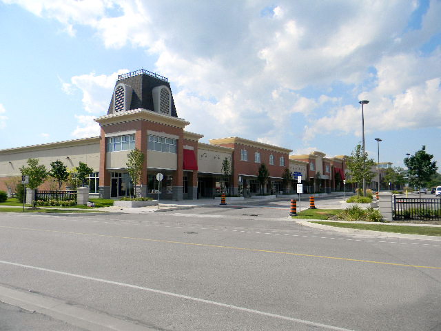 Metrus_Property's tweet photo. 1210 Castlemore in Markham offers 12,388 sqft for lease. Visit our website to learn more. https://t.co/ui3azw6Pvi