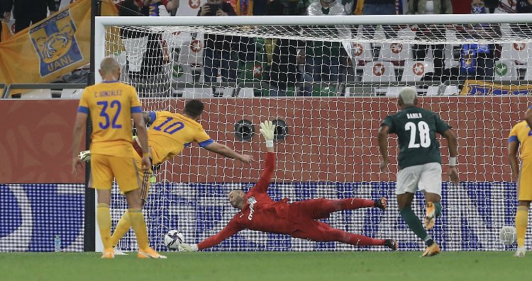 ArizpeMiguelZ's tweet photo. Hoy justo hace un año Tigres vencía al Palmeiras en la Semifinal y se convertía en el primer y único equipo en llegar a una Final del Mundial de Clubes.
¡Durará años esa hazaña! https://t.co/80c16UzKZN