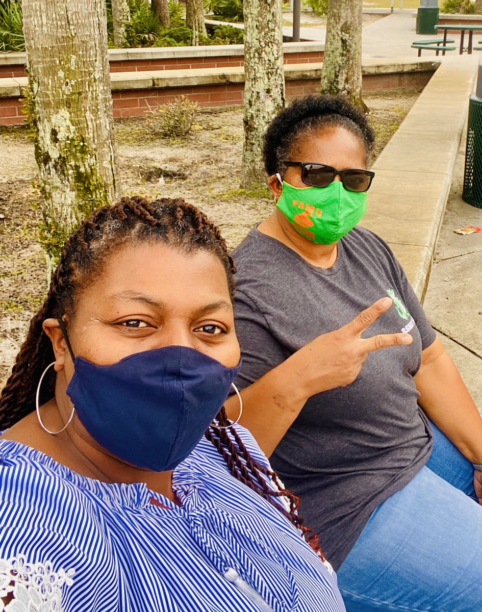 Happy National School Counselors Week Michele!! You’re the best 🌻 <a href="/ASCAtweets/">ASCA</a> <a href="/RSMSGATORS/">River Springs MS</a> #schoolcounselorsrock