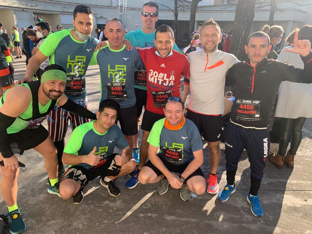 un any més el interns del CP Quatre Camins han participat en <a href="/lamitja/">La Mitja Marató</a> de Granollers!  tots ells han pogut acabar amb gran satisfacció!  moltes gràcies per convidar-nos....properes parades <a href="/CorreenGran_/">CorreenGran</a> <a href="/elsibers/">Camí dels ibers</a> i <a href="/MitjaMontornes/">Mitja Montornès</a> seguim!