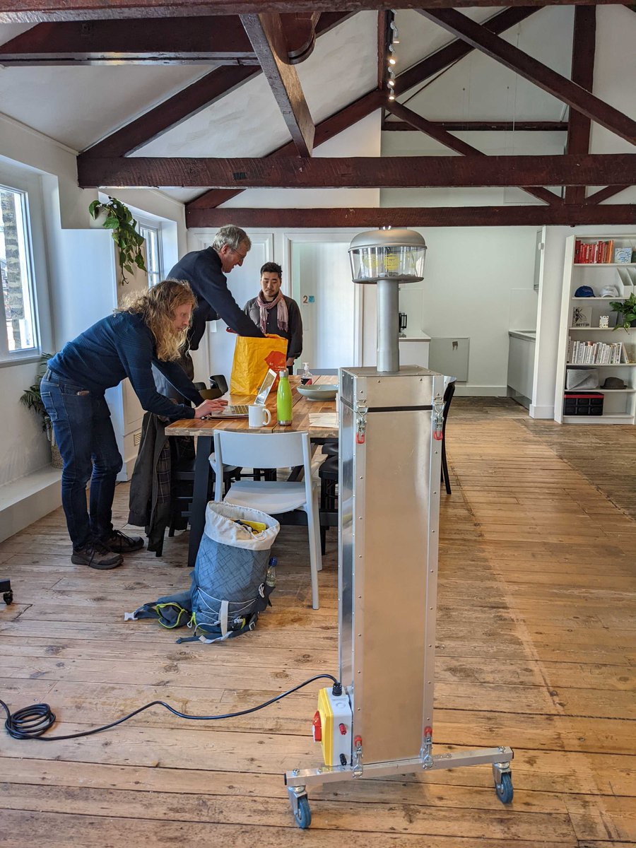 Ever wondered what an #oxygen concentrator looks like?

Here's Joel and the team from <a href="/CREATIVenergie/">creativenergie</a> getting ready to demo one in our Shoreditch office! 

Just one team testing ways to improve the resilience of OCs as part of <a href="/UNICEF/">UNICEF</a> and <a href="/COVIDactionTech/">COVIDaction</a>'s #OxygenCoLab!⚡️🌍