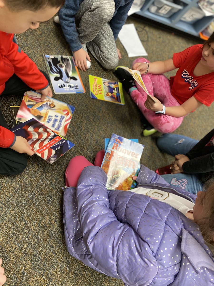 Purefoy2nd's tweet photo. What better way to come back from a 4-day break than with book clubs? Students are sorting new reads based on similarities!📚 #FISD2 #FutureReady #WeAreOne https://t.co/1bl6pSnrZ1