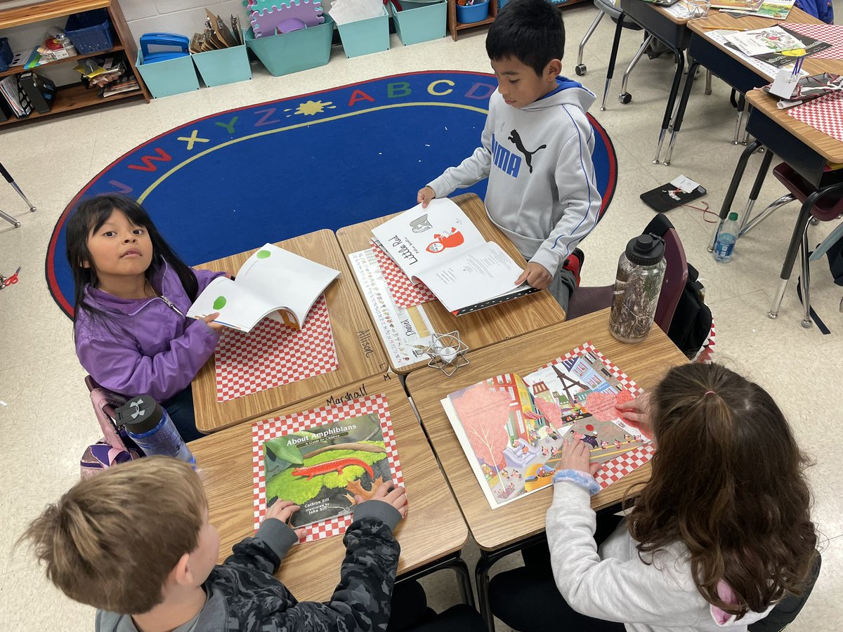 GoodrowKellie's tweet photo. More busy teacher highlights from last week (sorry!). We enjoyed a “cafe book tasting” featuring some of the new books provided by Growing Readers &amp; CCSD!  Thank you!! @R_M_Moore_Elem @SArmbruster_RMM @_DrAbbyMay https://t.co/KxwQDz6fDE