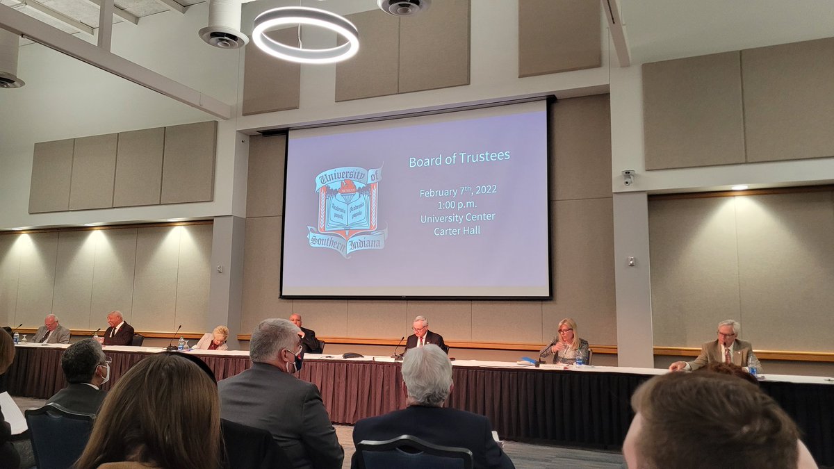 Just about to get started at the special session for the <a href="/USIedu/">University of Southern Indiana</a> Board of Trustees, as they will vote on the potential move for <a href="/USIAthletics/">USI Athletics</a> to NCAA Division I athletics. Follow here for updates.