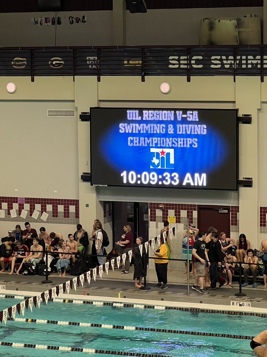 LakeBeltonHS's tweet photo. It’s almost time for the #RegionV5ASwimmingAndDivingChamps 🏊🏻‍♀️Swim fast @LbhsSwim! Go Broncos 🐴@BroncosLbhs https://t.co/U85CODj0yN