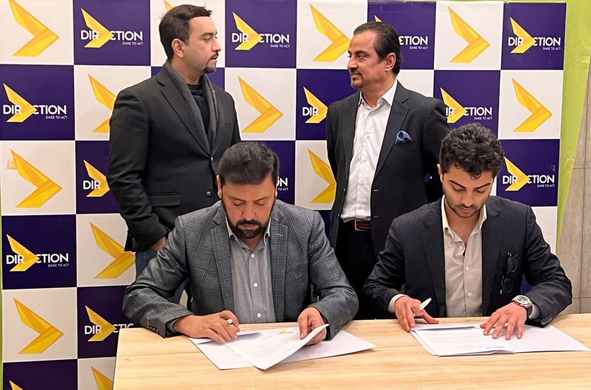 MirMAKOfficial's tweet image. History Made Today Between @eCademyPk & @DirActionPak
A Thread.
1. ECademy & DirAction join hands to create 10,000 e-commerce entrepreneurs and virtual assistants from Pakistan.
2. Amazon is the fastest growing e-commerce platforms. It needs Virtual Managers and
1/4