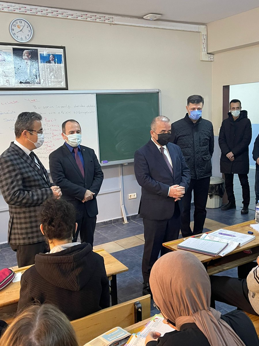 Yeni eğitim öğretim yılının açılışı dolayısıyla Gaziosmanpaşa Kaymakamımız Sn.<a href="/numanhatipoglu/">Numan Hatipoğlu</a> ve ilçe milli eğitim müdürümüz Sn.<a href="/YUSUFUZANTI/">Yusuf UZANTI</a> okulumuzu ziyaret ederek öğrenci ve öğretmenlerimize başarı dileklerini ilettiler.<a href="/gopmem/">Gaziosmanpaşa İlçe Millî Eğitim Müdürlüğü</a> <a href="/istanbulilmem/">İstanbul İl Millî Eğitim Müdürlüğü</a>