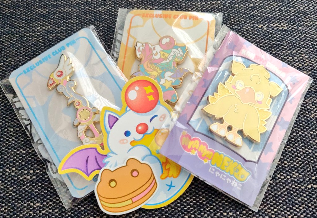 RutheTweets's tweet photo. #KupoCon Loot 💙 

First up @GillesBone ✨ I love these pins! Great quality, bold, bright &amp; super cute 💕

#Gillespinclub #Nyakyaneko https://t.co/Kz8hn9F3U0