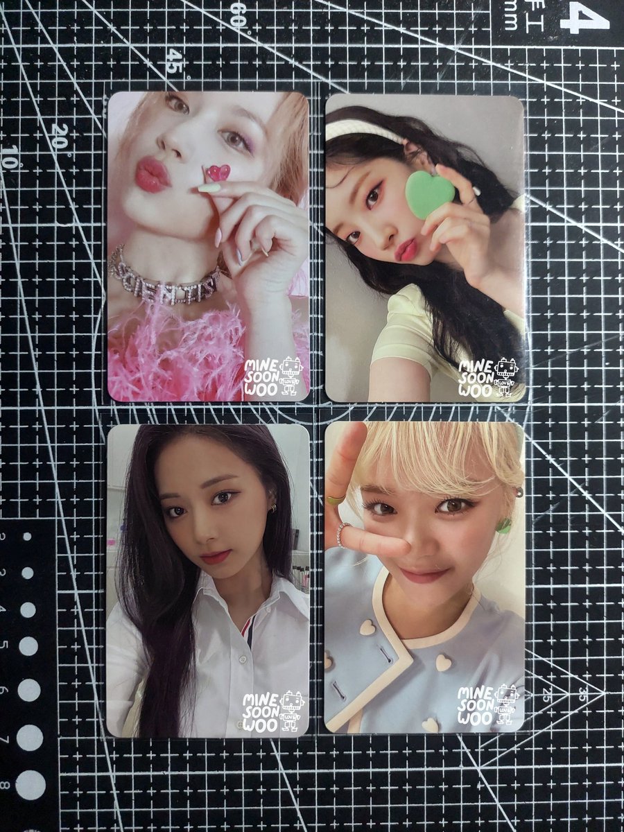 minesoonwoo's tweet photo. ☁️ wtt lft ph !

fol pcs 
— have: jeongyeon, sana, dahyun, tzuyu
— want: chaeyoung kuko, specs 

not in a rush 
on hand/stbo 🆗️
can do sco 
must have toploaders 

dm your offers ! https://t.co/1eYXbt4VYM