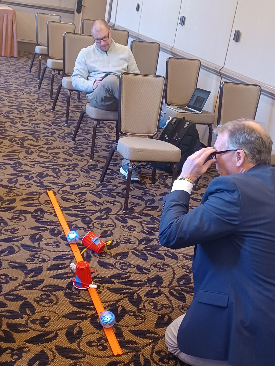 Jousting with Spheros!! #rocketpride Check out <a href="/jfsengia/">John Sengia</a>'s <a href="/sphero/">Sphero</a> resources here: docs.google.com/presentation/d…