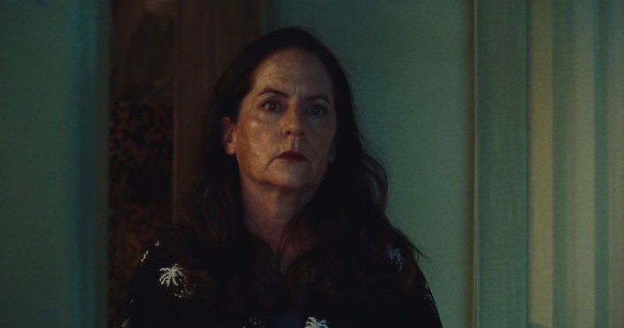 Im so intrigued by laurie, I NEED A WHOLE BACKGROUND EPISODE ON HER #Euphoria