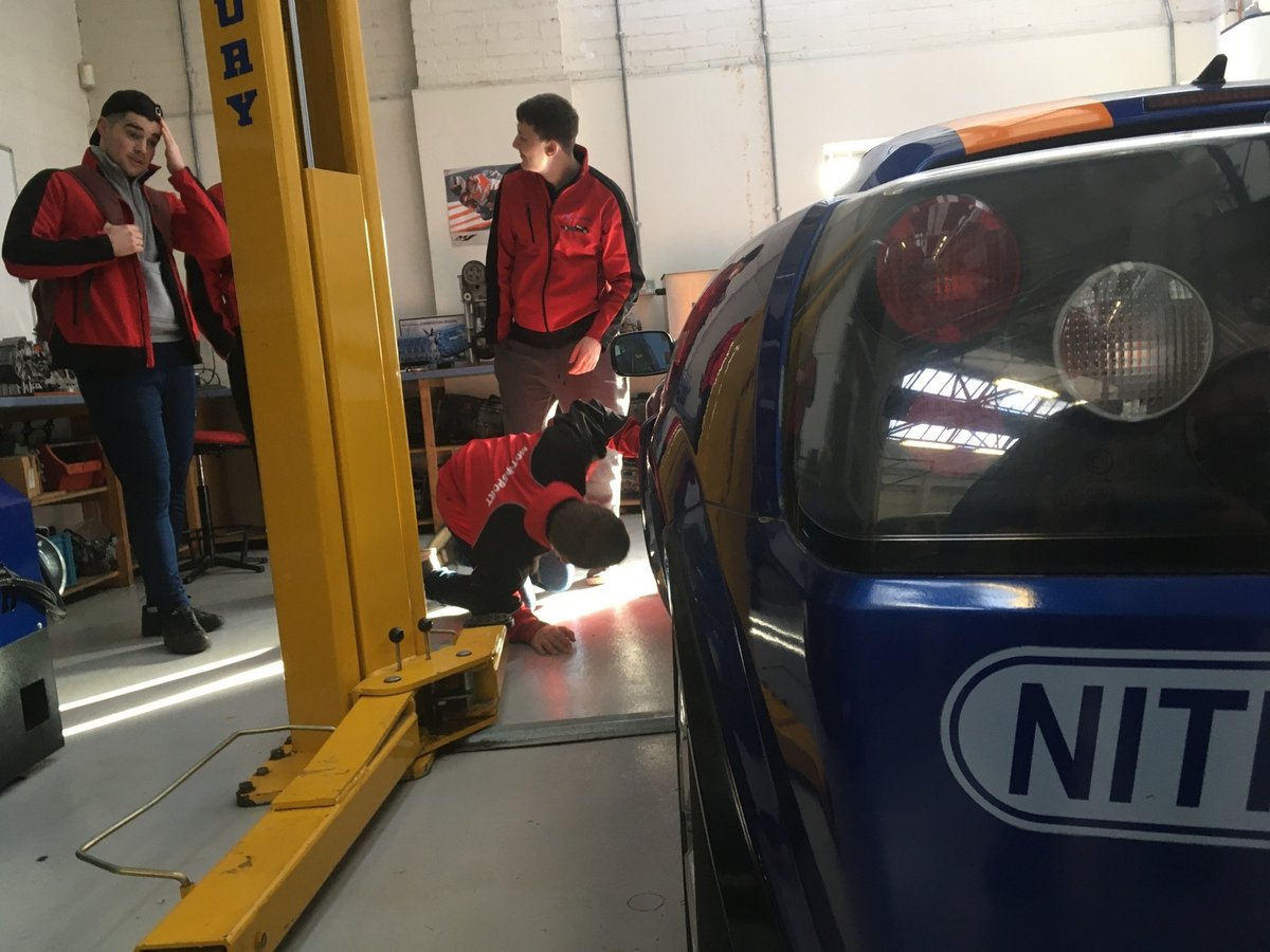Motorsport students have been to the University of Derby today and took part in a data analysis session using industry standard simulators to generate data and industry software to analyse the data.

What a great session, thank you <a href="/DerbyUni/">University of Derby</a> for the opportunity.