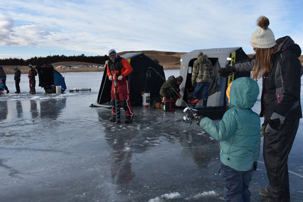 NiobraraNPS's tweet photo. #NiobraraNSR first ever Ice Fishing Clinic was a rousing success! 32 #jranglers and their parents participated. 

We want to thank the Valentine NWR, our Friends of the Niobrara, the National Park Foundation, and our volunteers for making this day possible!

NPS Photo/ B. Roshone https://t.co/m6wRWViADv