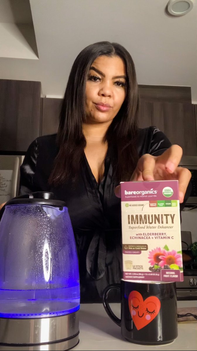 VPlantbasedmami's tweet photo. Starting off my morning with an immunity boost from @BareOrganicsCom Thank you for sending me this to help build my immune system. Itโs #vegan #ketofriendy and #nongmo you can pick up at @BedBathBeyond #bareorganics #superfood https://t.co/5tTIlVjHOm