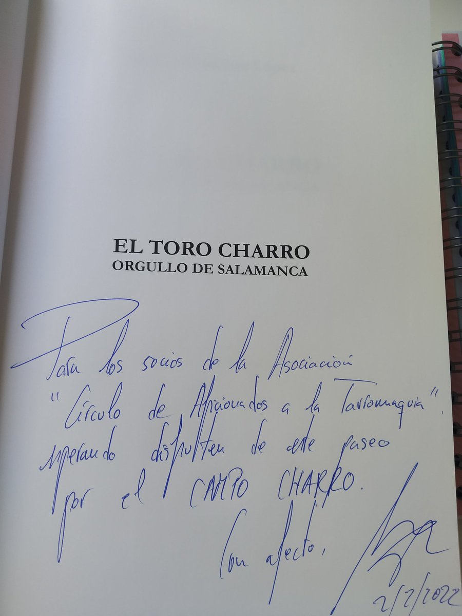 TauroCirculo's tweet photo. Muchas gracias a @torocharro por donar un ejemplar de su libro "El Toro Charro" a nuestra Asociación @TauroCirculo.
Disfrutaremos con su lectura a buen seguro, en especial algún socio salmantino.
#ElToroCharro https://t.co/V4yb5gYDfn