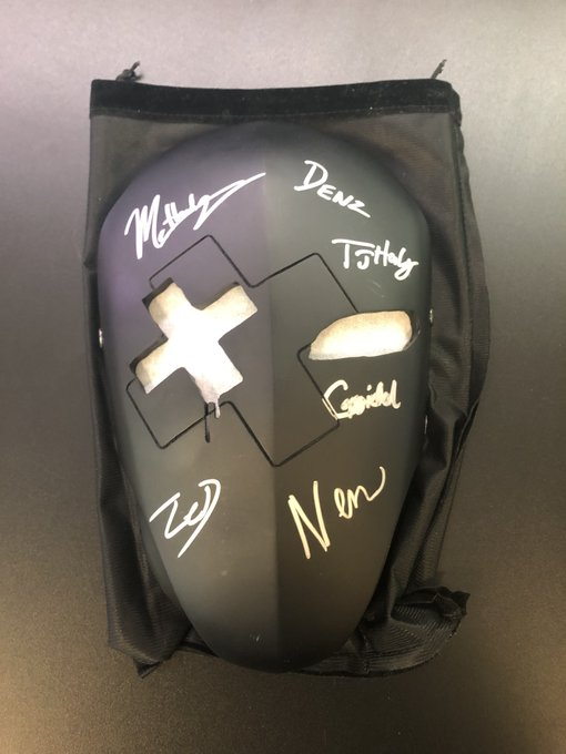 BostonBreach's tweet photo. We had a lot of new friends join us this weekend. So in case you didn't know, we're giving one of these away at 25K 😉 https://t.co/YIi6rkhQcm