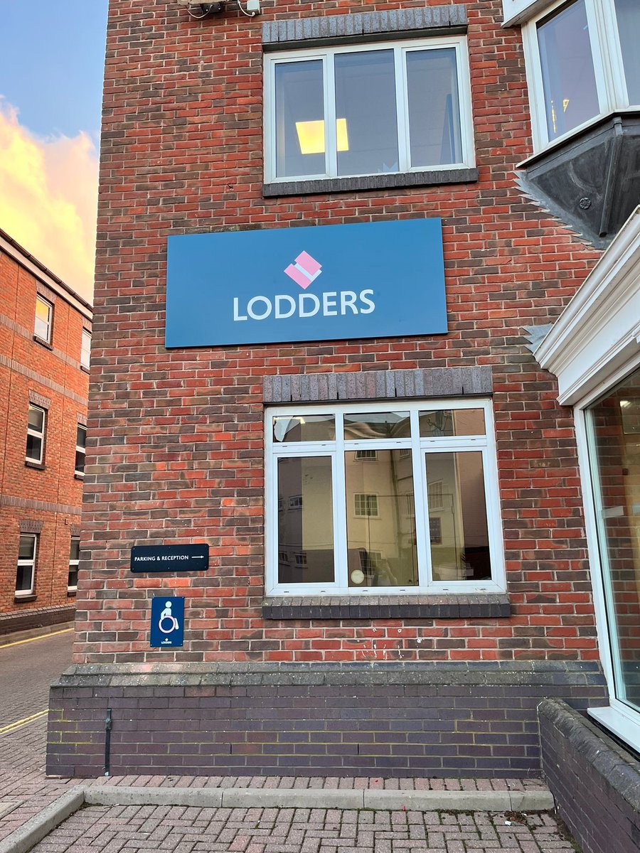 Lodders Solicitors tweet media
