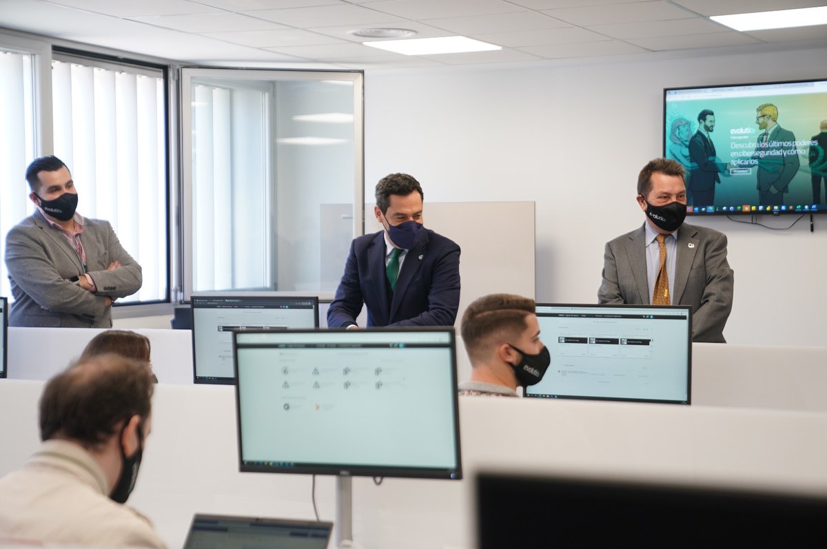 JuanMa_Moreno's tweet photo. Linares tiene presente y mucho futuro. #Evolutio, multinacional puntera del sector de las TIC, se ha instalado en el Parque Empresarial Santana y ya está creando empleo.

Abre un horizonte de oportunidades para los jóvenes de Jaén.

#Andalucía está dando un salto de progreso. https://t.co/uwsMEgecMX