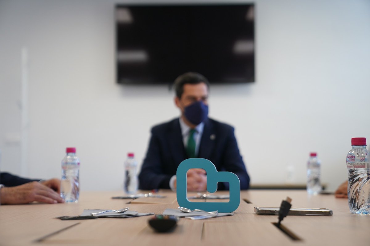 JuanMa_Moreno's tweet photo. Linares tiene presente y mucho futuro. #Evolutio, multinacional puntera del sector de las TIC, se ha instalado en el Parque Empresarial Santana y ya está creando empleo.

Abre un horizonte de oportunidades para los jóvenes de Jaén.

#Andalucía está dando un salto de progreso. https://t.co/uwsMEgecMX