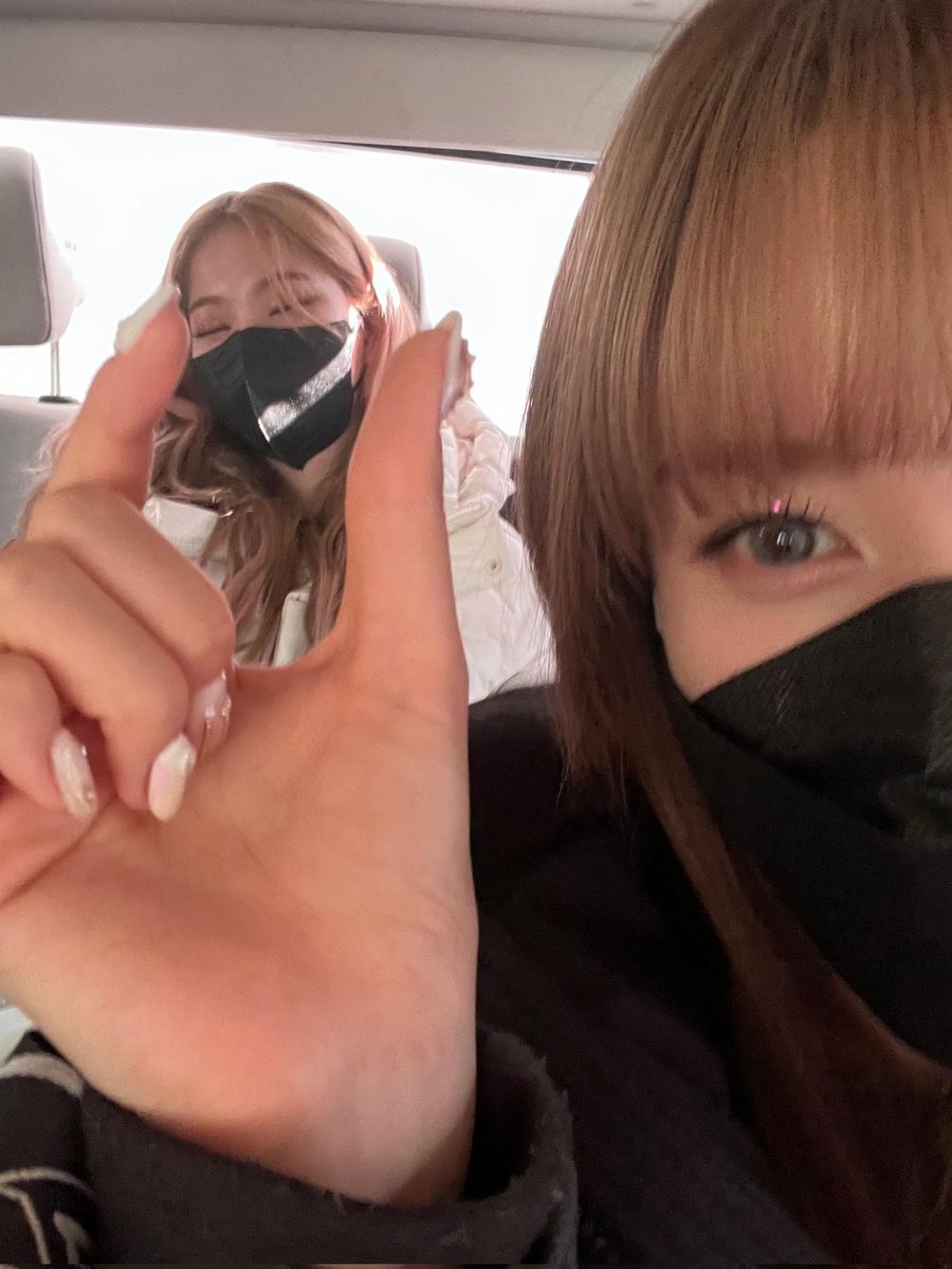 Jayoonery's tweet photo. I’m elated to know that i’m able to celebrate my dearest catto’s birthday this year. The name is catto the isa (yep yep it’s you, unnie! 🥺) As the wishes, i hope you’ll keep smiling brightly as you did every day, ’cause smile looks super duper good on you, i bet everyone agrees! https://t.co/4q0ny1b7RP