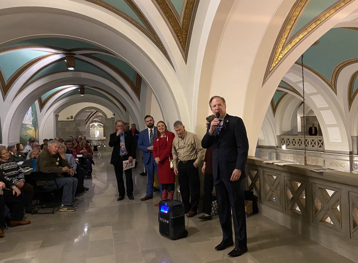 K_Schallhorn's tweet photo. Sen. @BobOnderMO says redistricting is the most important issue the Senate is facing. 

He calls the 6-2 map a “Pelosi map, a RINO map, a sellout map, an insider Jeff City swamp map.” #moleg https://t.co/ZrtHqTGv3f