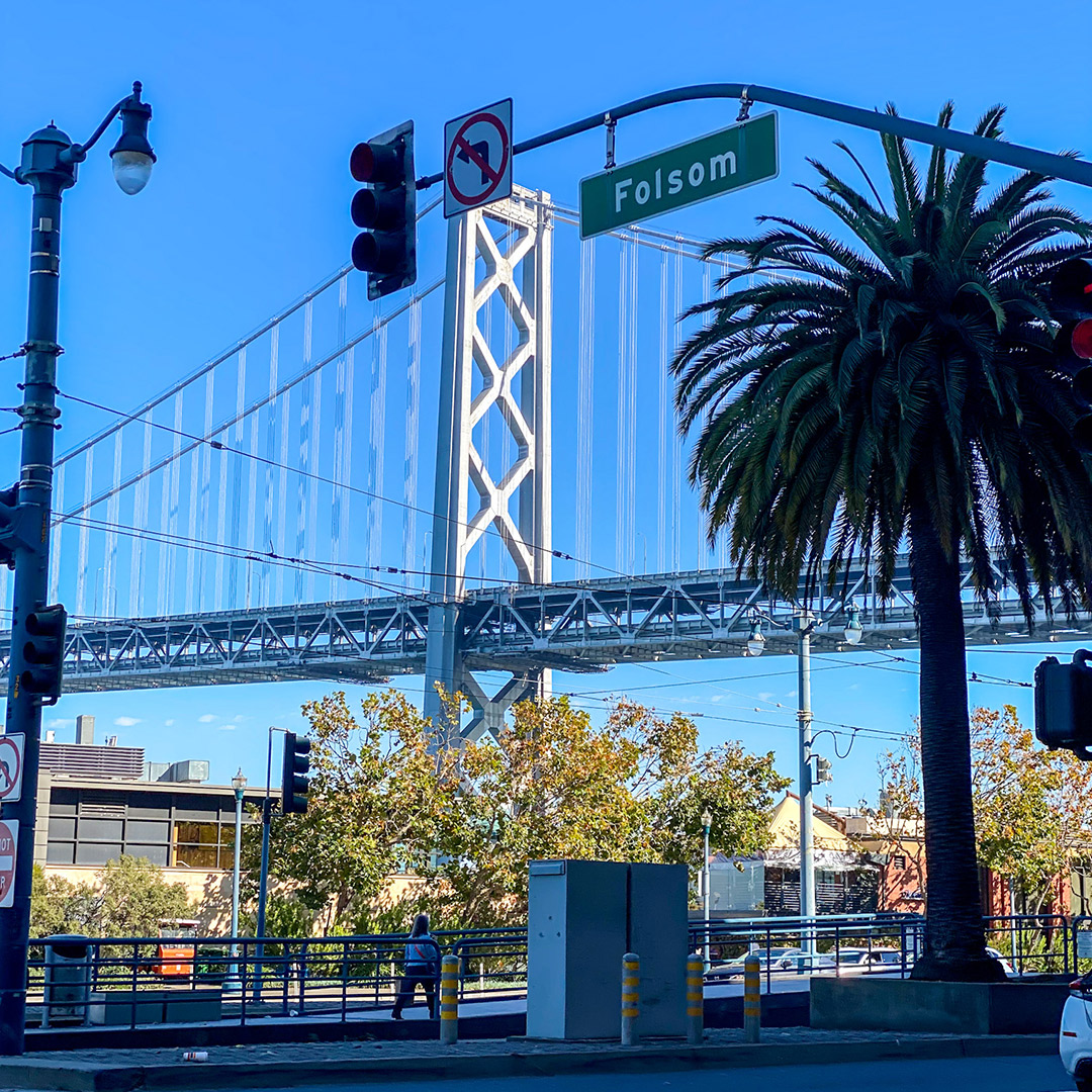 The new campus at 160 Spear Street in downtown #SanFrancisco is now open to students, faculty, staff &amp; partners.

This #SFSU location is close to #Embarcadero BART/Muni, the #FerryBuilding &amp; #Salesforce Transit Center, providing easy public transit options for #BayArea students.