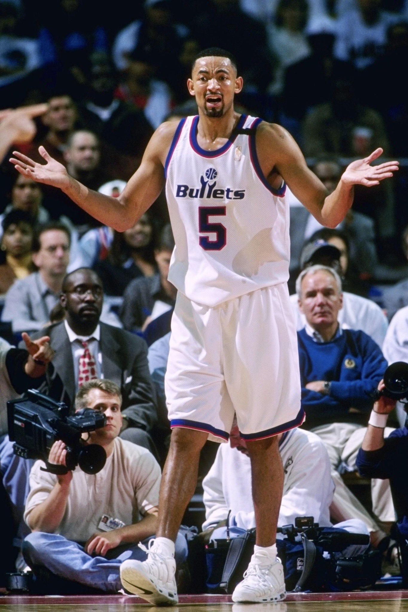Happy Birthday Juwan Howard. 