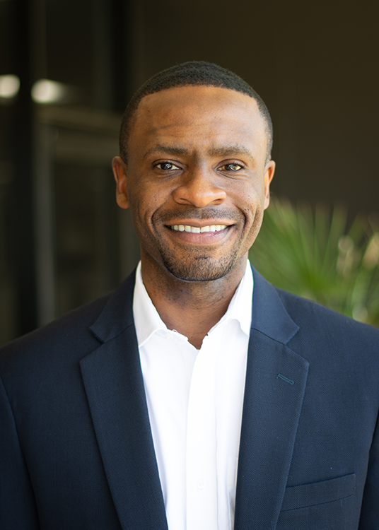 DallasAssembly's tweet photo. We are thrilled to introduce the New Class of 2022!

Keith Ogboenyiya, Senior Vice President, Marketing of Texas Instruments.

What do you love most about Dallas?
Beautiful scenery with several trails for walking and bike riding. https://t.co/f9M6lOLepW