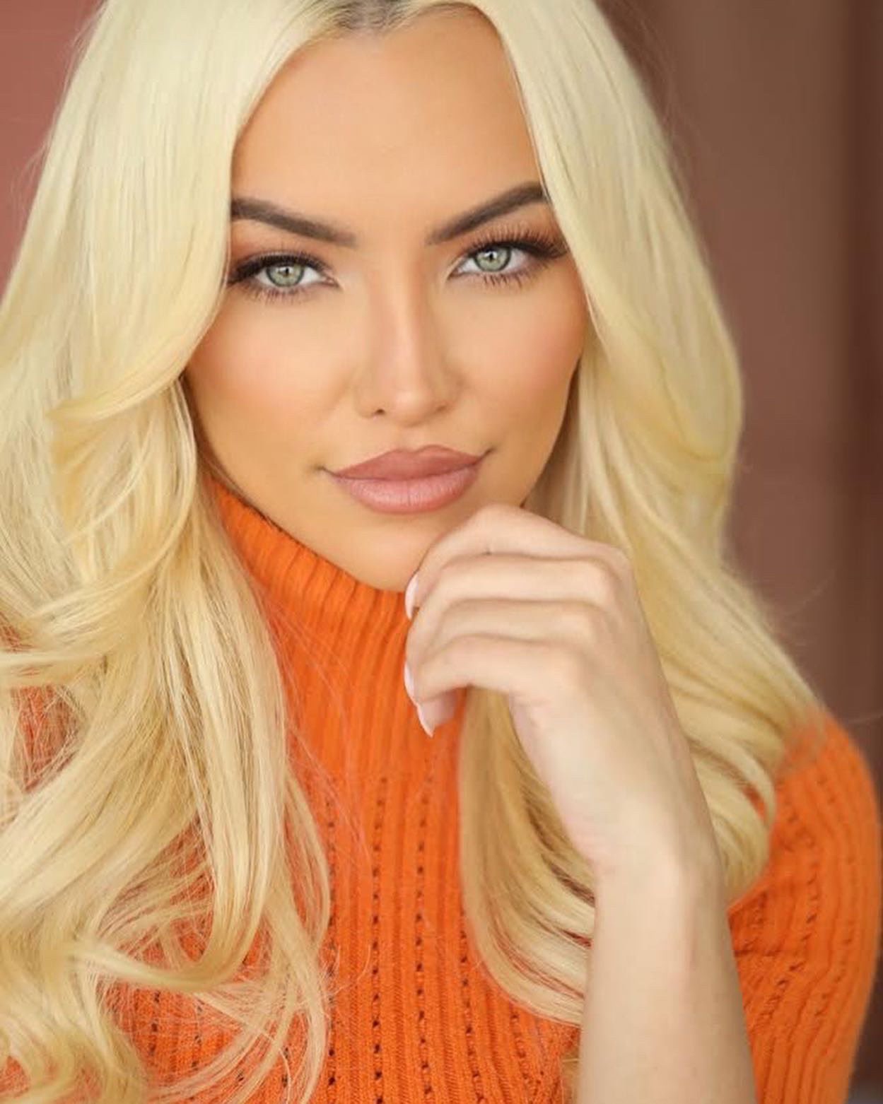 Tw Pornstars 1 Pic Lindsey Pelas Twitter Serious And Silly For Life 🤓 5 06 Pm 7 Feb 2022