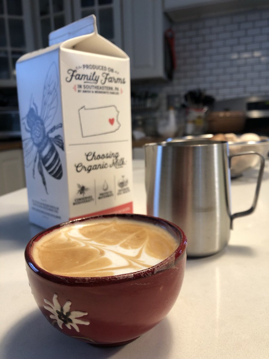 djulik's tweet photo. @sarahkendrew Hahaha, the βoreo-oldbay-bbq-cheese-vanillaββ¦.. Iβll stick to my espressos and cortados (at home) https://t.co/IN1sWeIHMw