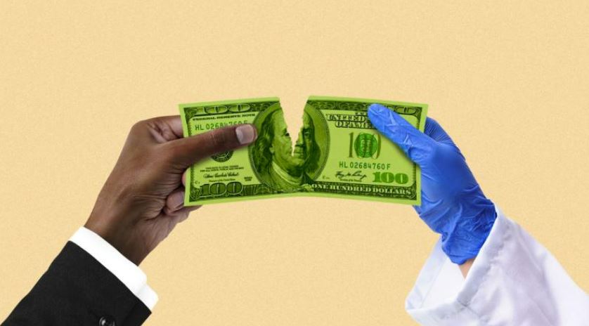 “They are betting on the future of health care leaders,” says Managing Director <a href="/RStewart_HCTECH/">Ryan Stewart</a>. Ryan dives deeper on last year's record-breaking healthcare financing momentum (paywall):

axios.com/pro/health-tec…

#Healhcare #HealthTech #Valuations #Financing #MnA