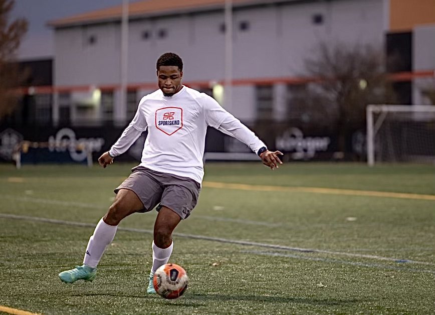 YEEKY ⑦ tweet media