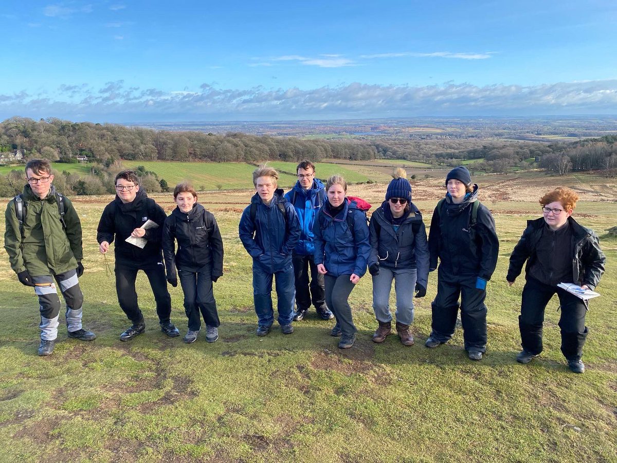 Just two of the walking groups <a href="/2425AirCadets/">2425 Squadron ATC</a> from the weekend.  With support from staff also from <a href="/209SqnATC/">209 Squadron RAFAC</a>  <a href="/504sqnrafac/">504 Squadron RAFAC</a>  @1461wigstonsqn

#navigation  #map
#rafac #aircadets
