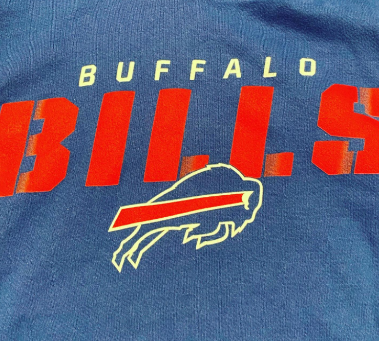 Static_FX's tweet photo. @GoveeOfficial @Slatz12 @v7KillStreaker #RootWithGovee #GoveeRGBIC well here is a closeup of my shirt on game days! we also have Bills beer glasses! lol #GoBills #BillsMafia https://t.co/YWOPCAw0cm