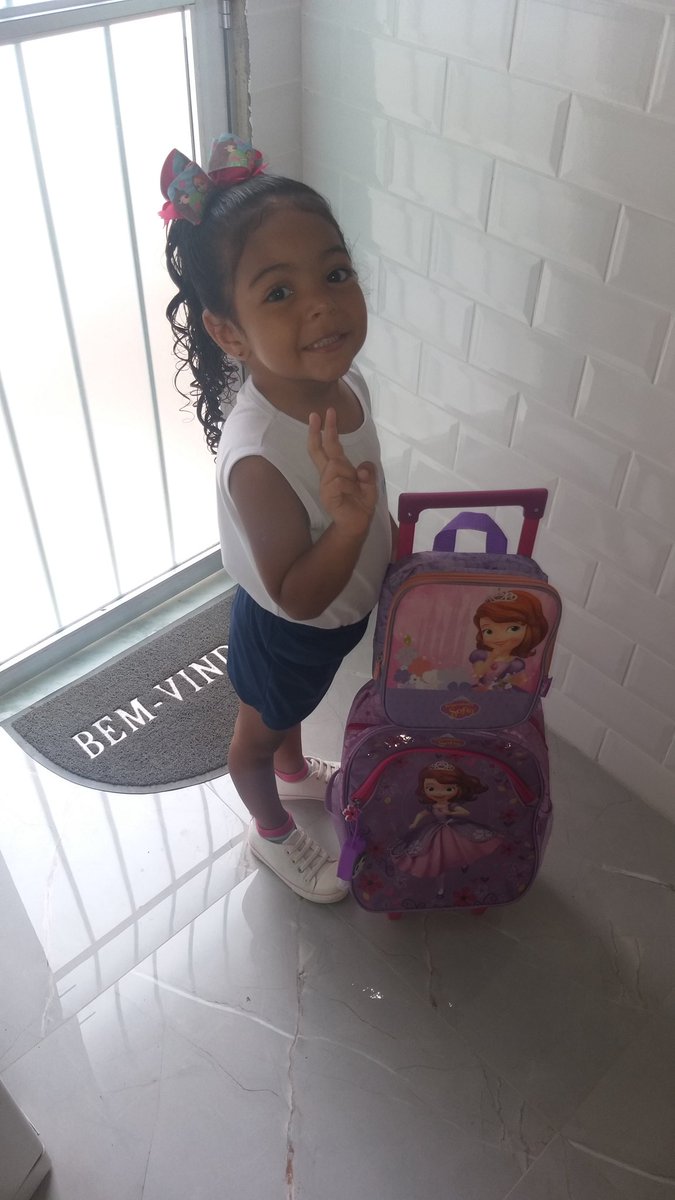 1° dia de aula da minha princesa ❤🥰