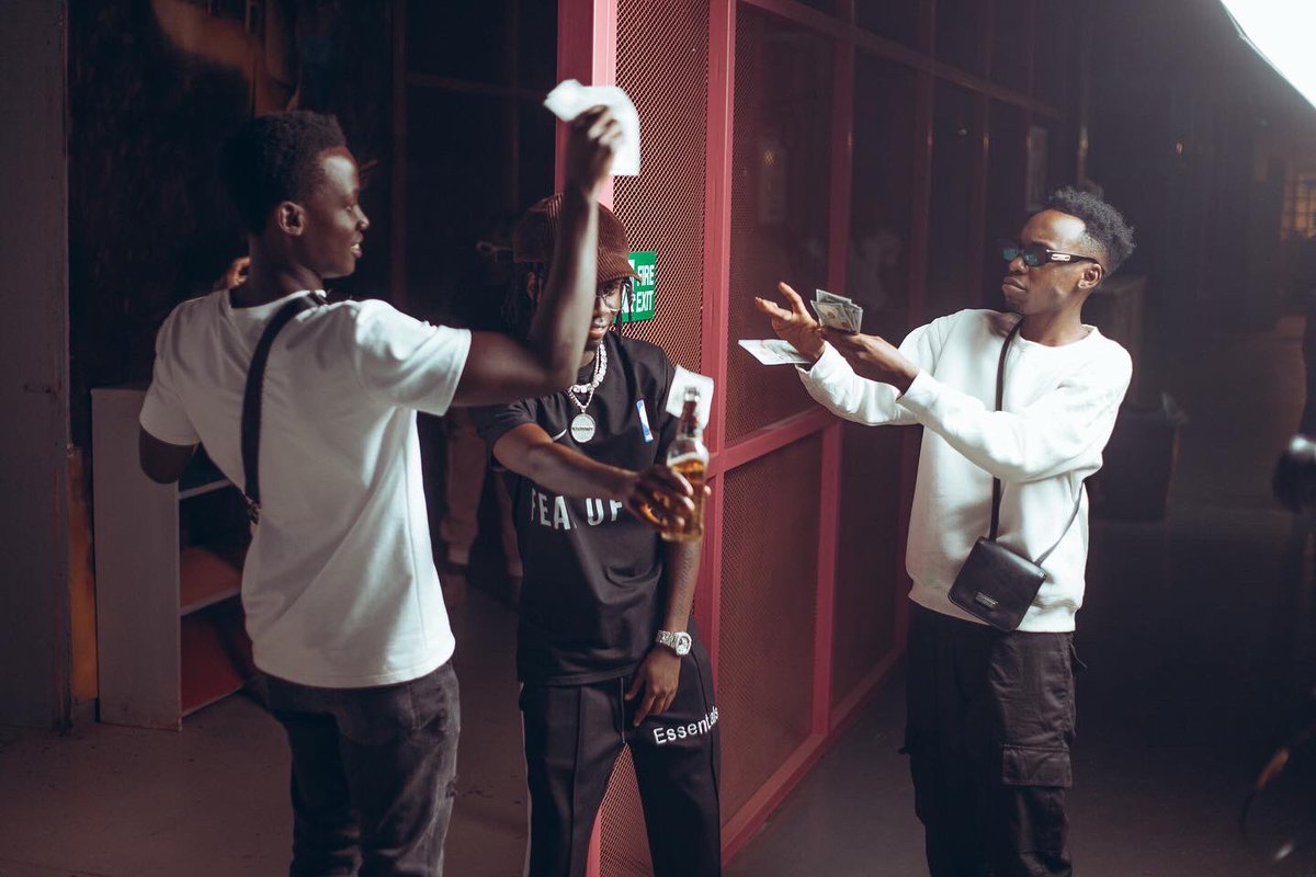 The storm is coming 🌊🌪🌨🌫⛈

<a href="/billyyungmusic/">Billyyungmusic</a> - #BeerVideo Drops this wednesday 5pm