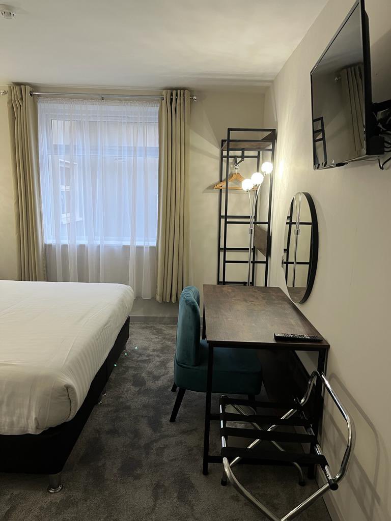 Carna Bay Hotel tweet media