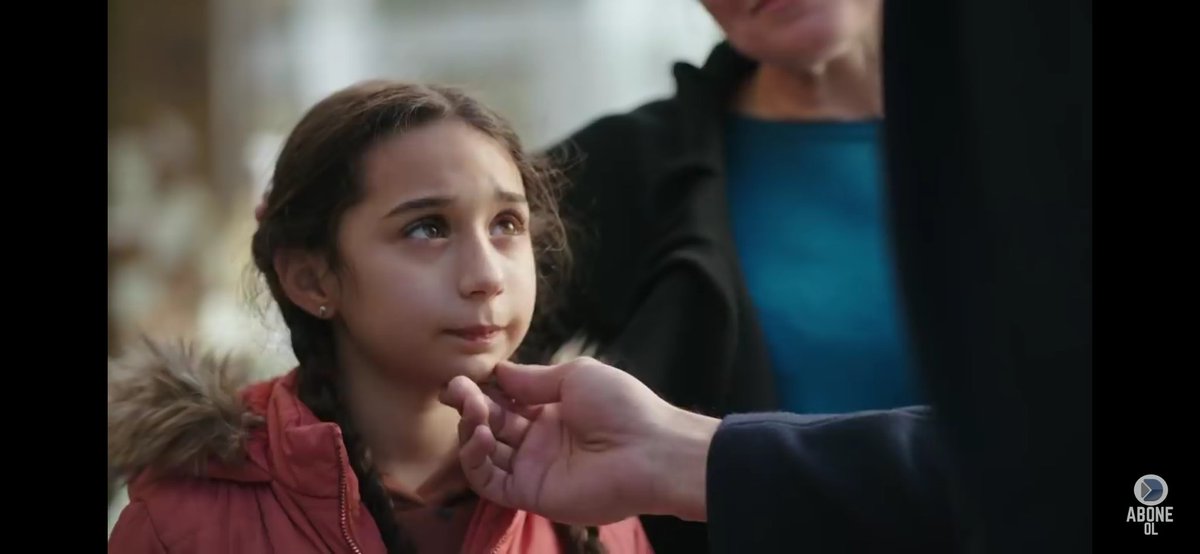 ilceybrainrot's tweet photo. they exude girl parents energy and im HERE FOR IT ✨✨

the mini Ceylin being as stubborn as her mommy and her dad trying (and failing) to be strict with her when she behaves irrationally but he'd love her anyway or even more because she reminds her of his wife #yargı https://t.co/EIMLzijzVK
