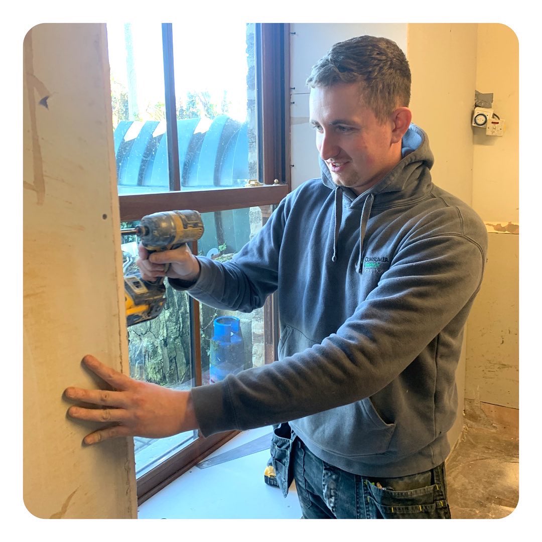 ConsumerEnergy_'s tweet image. Insulating another customers home with the usual smooth plastered finish! 🔥🔥

#insulationinstallation #eco #energisingyourgreenerworld #ces