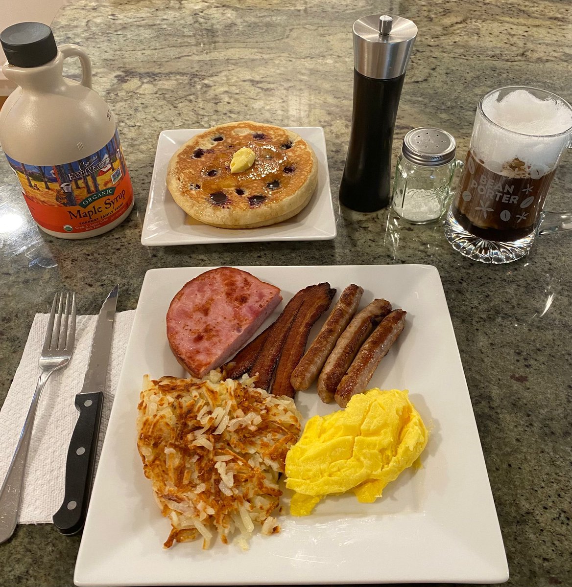 breakfastwarz's tweet photo. Well done to @cperry617 and his truck driver special.. great win for a great meal!!
#breakfastwarz32 #breakfastfam https://t.co/dSJYF4aIqC