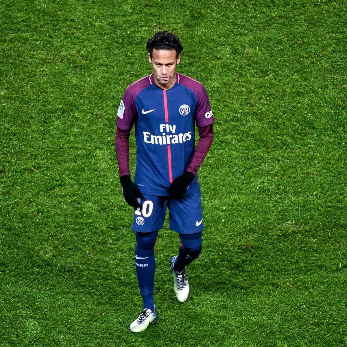 nehspen's tweet photo. Petit rappel : Aucun joueur dans l’histoire de la Ligue 1 a effleuré le niveau de Neymar 2017/18. https://t.co/cFMMfNvSqh