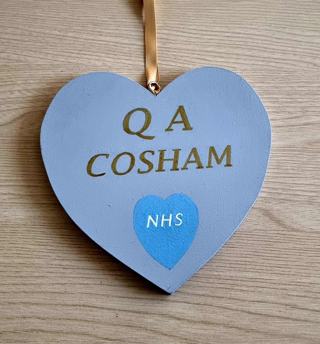 So lovely to return from annual leave to see this handmade gift from one of our patients. Thank-you. <a href="/donna_haselip/">Donna Haselip</a> <a href="/TheRealFergusTP/">Fergus</a> <a href="/CathyLakePHT/">Cathy Lake</a> @QAHospitalNews